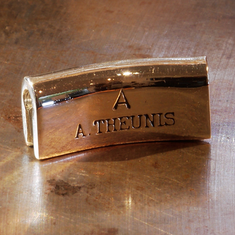 Theunis Alpha Wolf Tuner for Cello - Silver